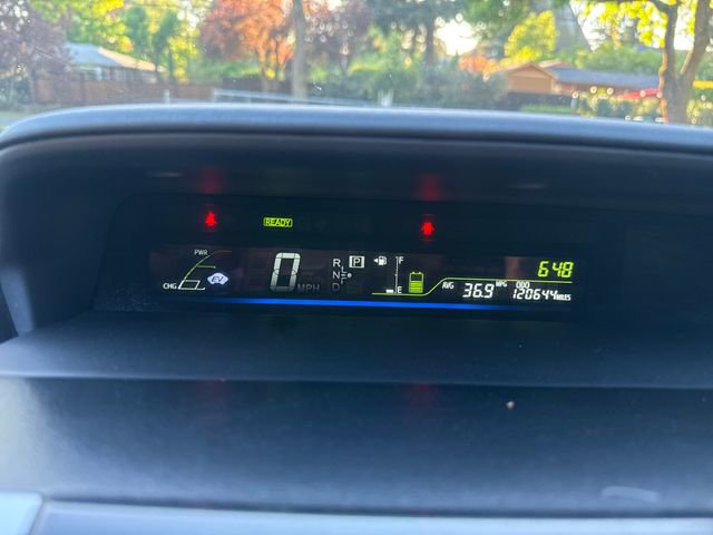 Used 2012 Toyota Prius V Three FWD image 15