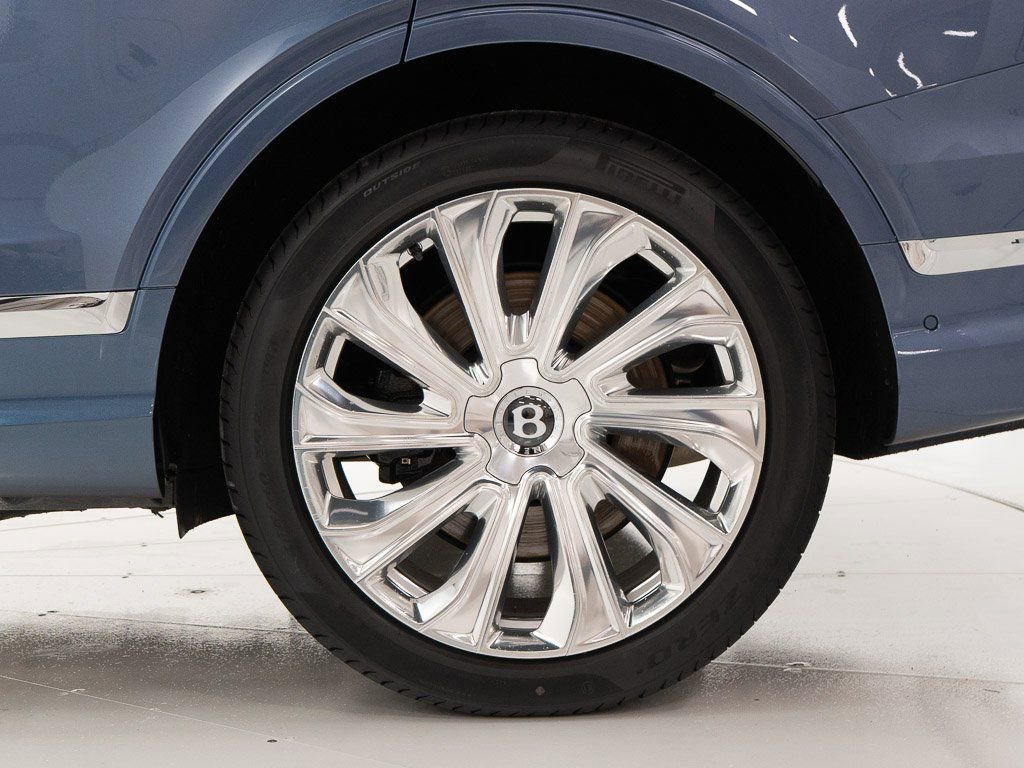 Certified 2025 Bentley Bentayga Extended Wheelbase image 45