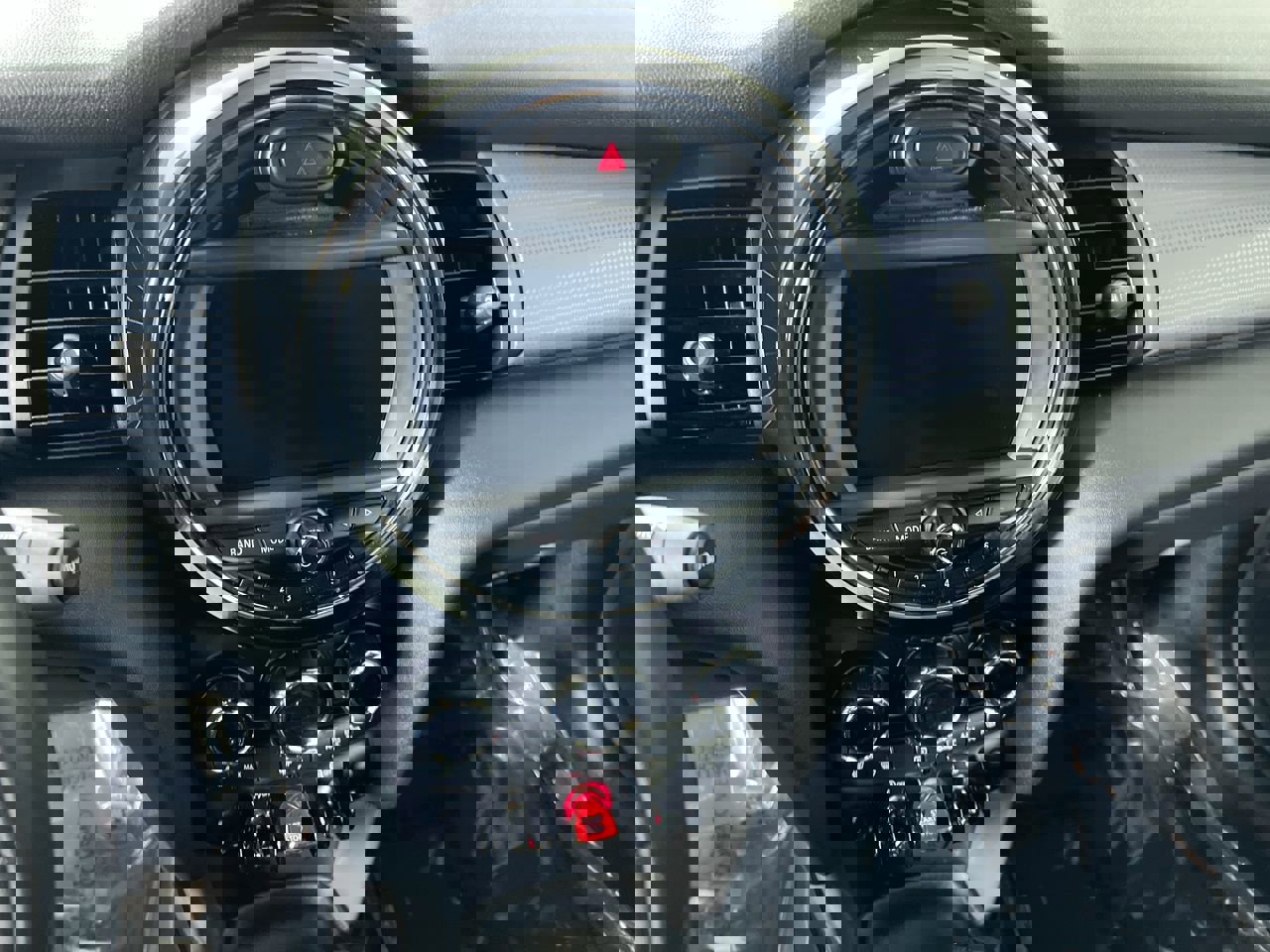 Used 2017 MINI Cooper Convertible image 23