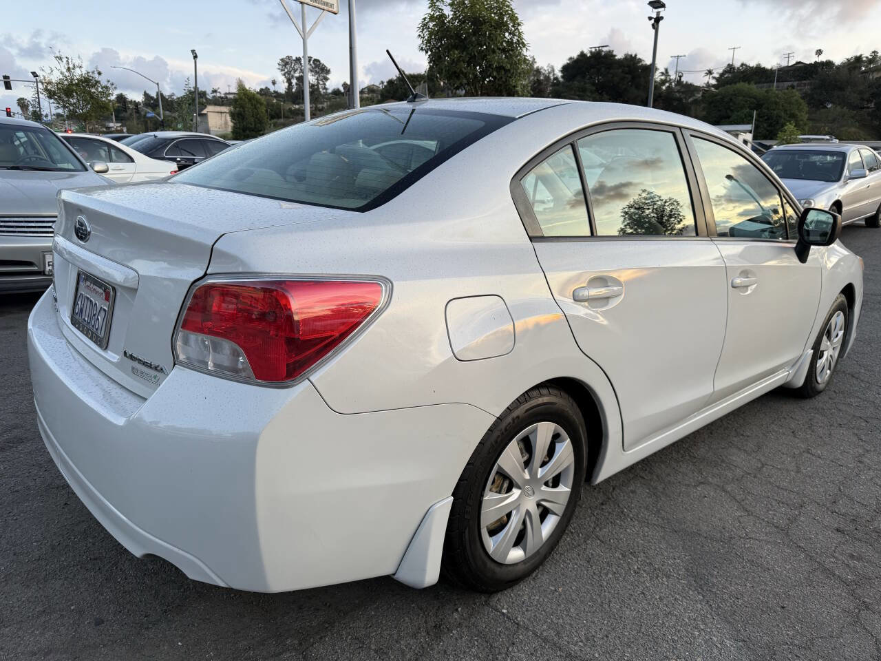 Used 2012 Subaru Impreza 2.0i image 4