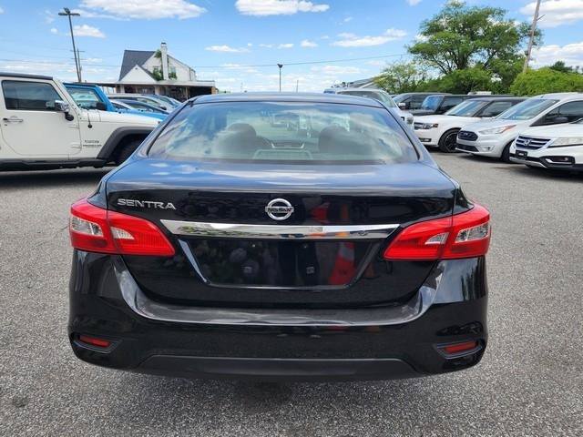 Used 2016 Nissan Sentra S FWD image 6