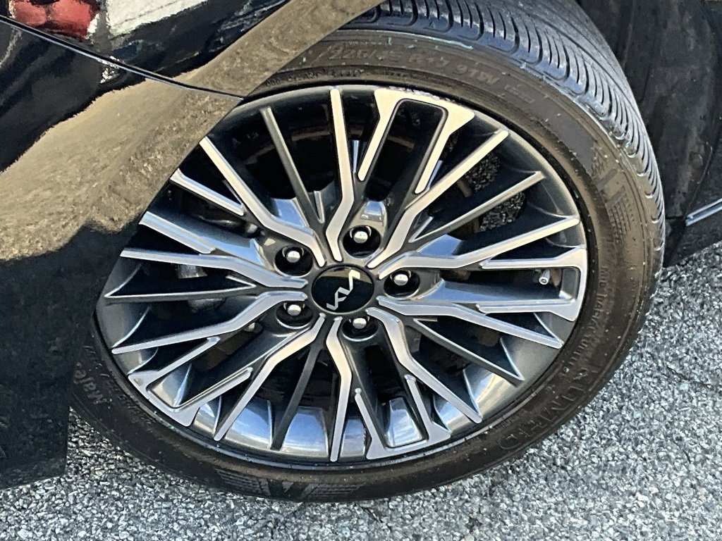 Used 2023 Kia Forte GT-Line video 2