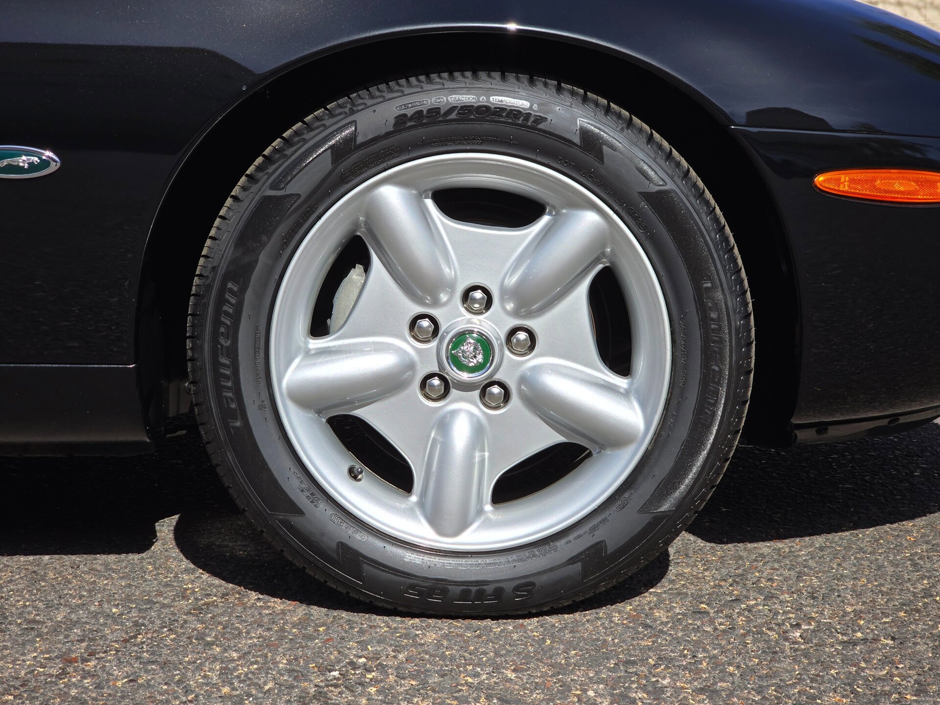 Used 1998 Jaguar XK8 Convertible RWD image 37
