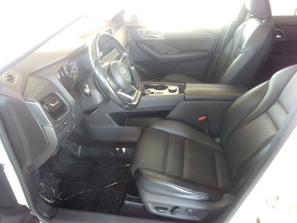 Used 2021 Nissan Rogue SV w/ Premium Package AWD/4WD image 17