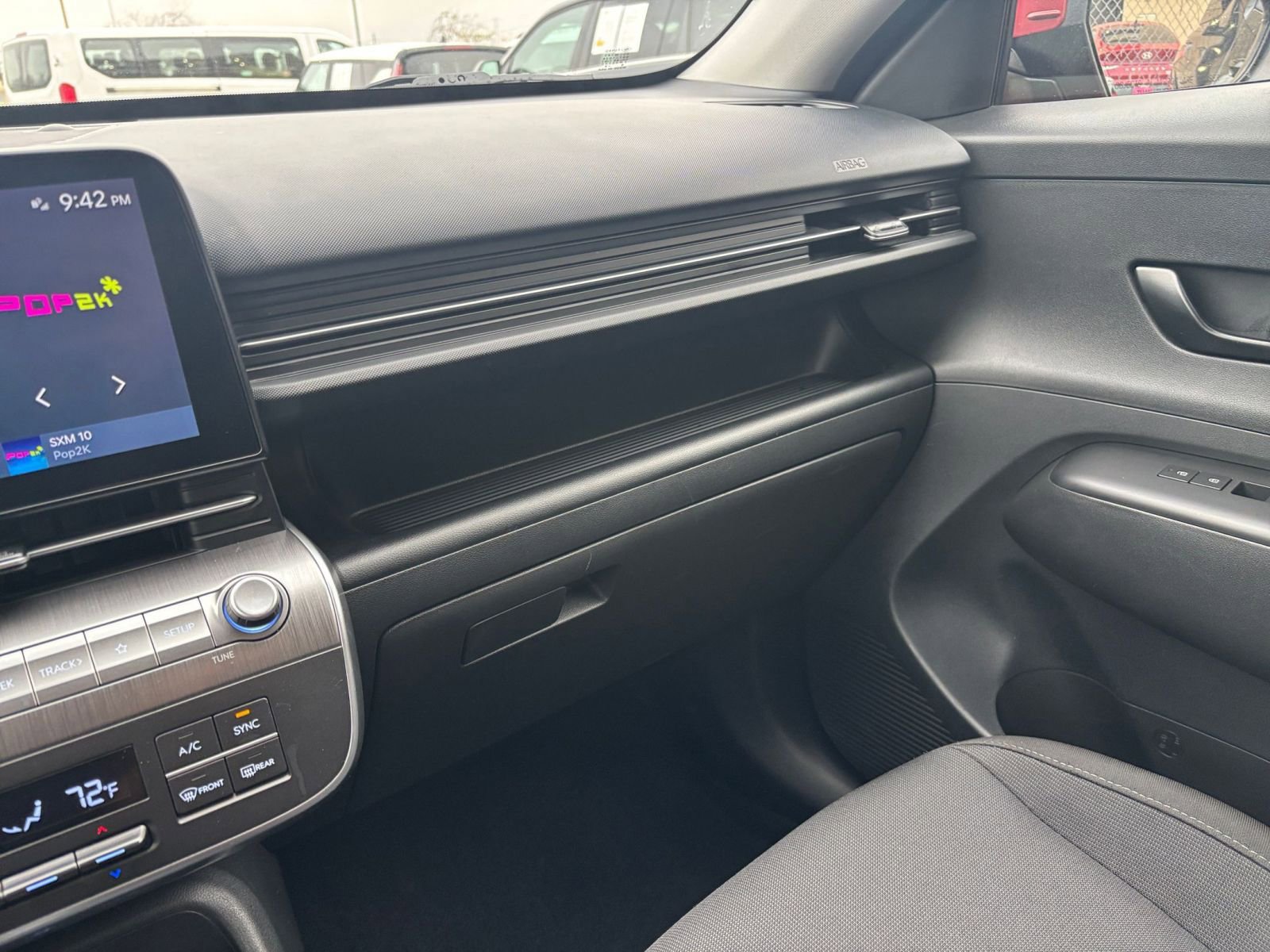 Used 2025 Hyundai Kona SEL image 36