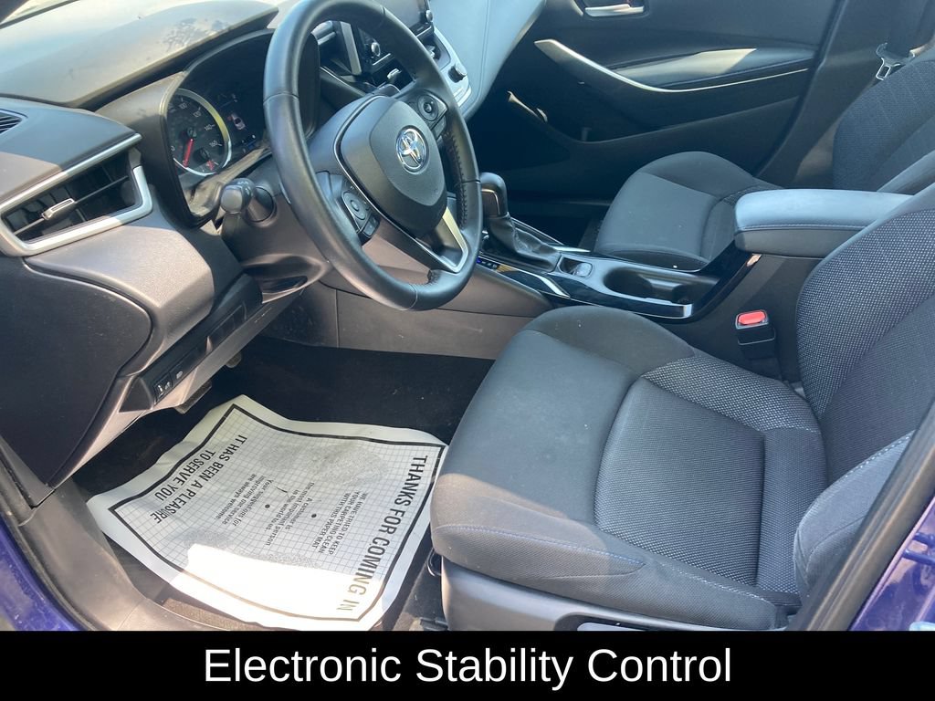 Used 2021 Toyota Corolla SE w/ SE Premium Package FWD image 12
