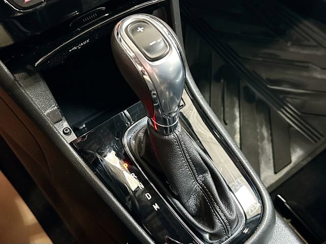 Used 2017 Buick Encore Essence image 18