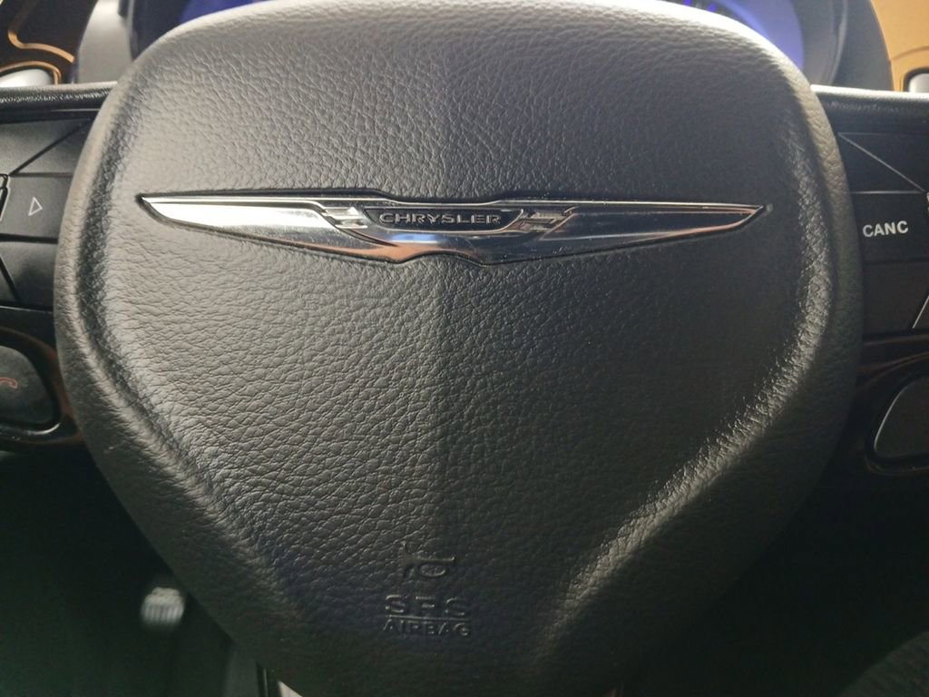 Used 2019 Chrysler 300 S w/ S Model Appearance Package image 5