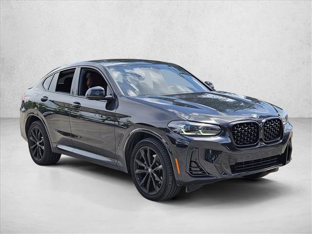 Used 2025 BMW X4 xDrive30i w/ Premium Package AWD/4WD image 3