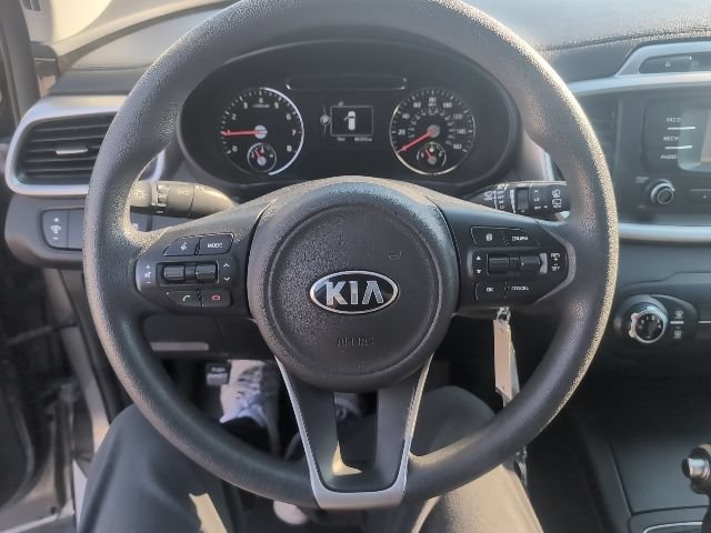 Used 2017 Kia Sorento AWD image 17