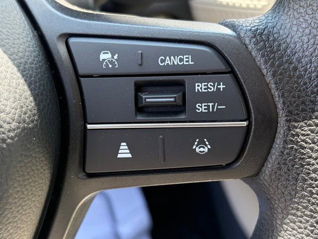 Certified 2025 Honda HR-V LX image 17