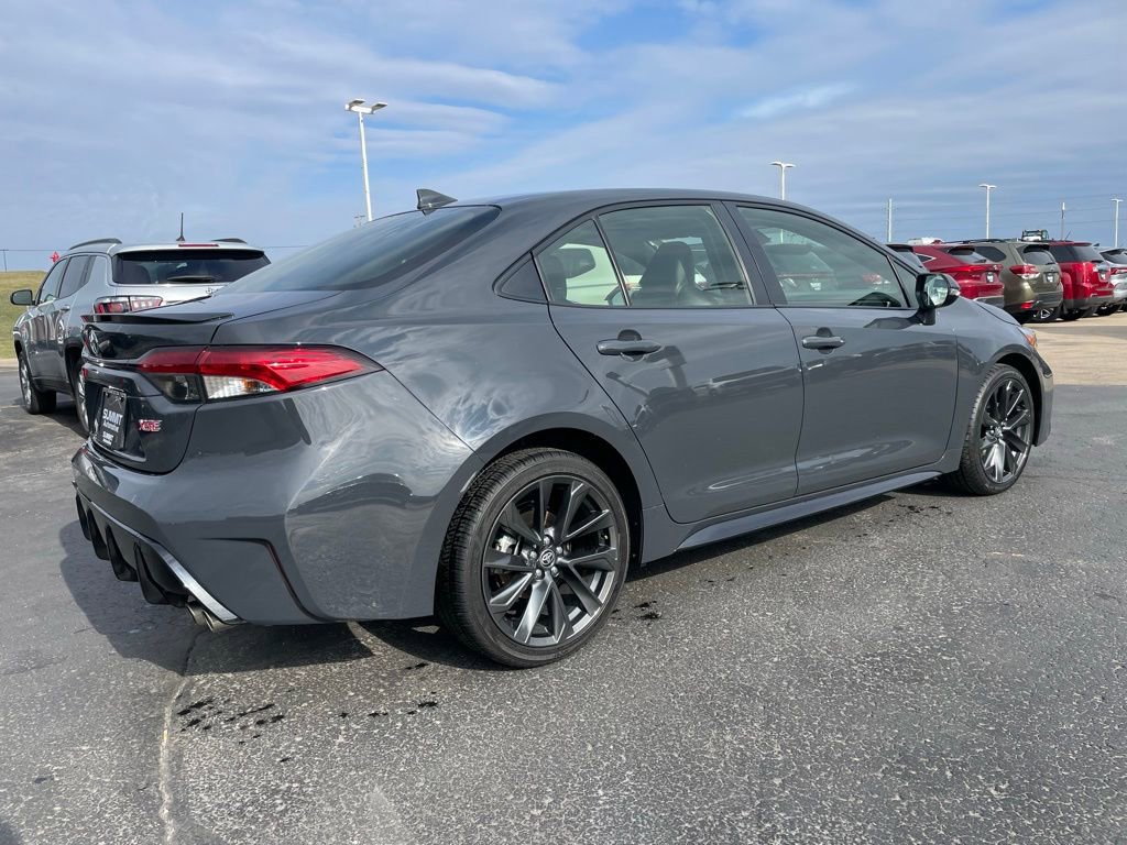 Used 2024 Toyota Corolla XSE FWD image 4