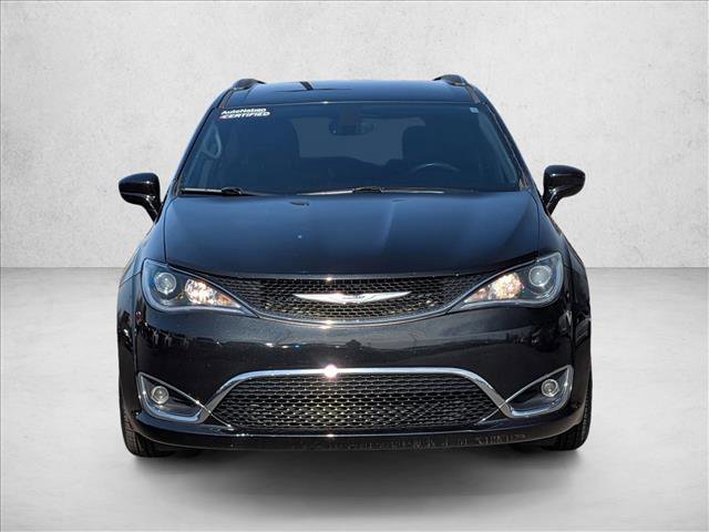 Used 2020 Chrysler Pacifica Touring-L Plus image 2