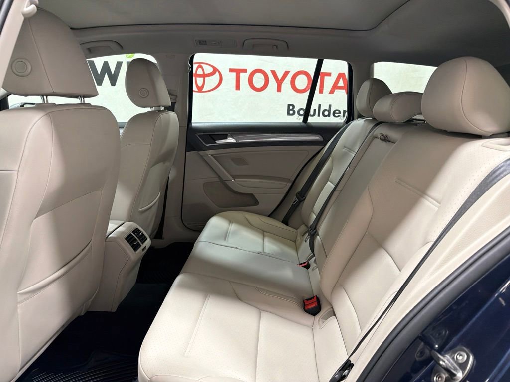 Used 2017 Volkswagen Golf Alltrack SE AWD/4WD image 20