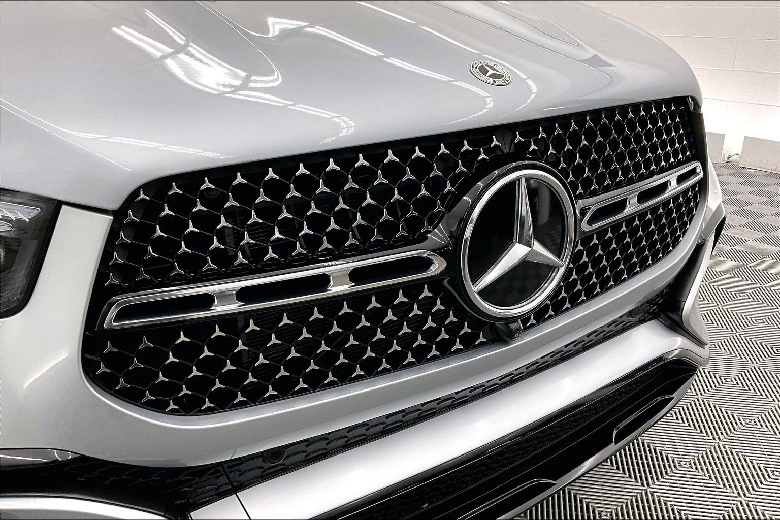 Certified 2025 Mercedes-Benz GLE 450e 4MATIC image 30