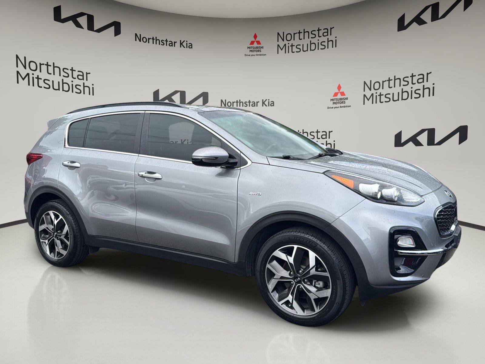 Used 2022 Kia Sportage EX w/ EX Technology Package AWD/4WD image 9