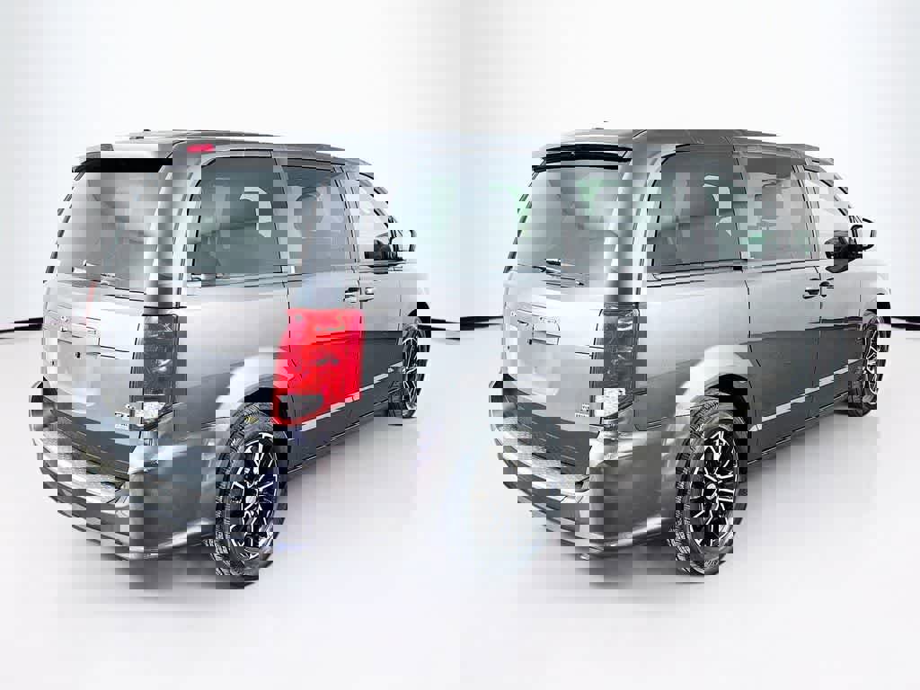 Used 2019 Dodge Grand Caravan GT image 24