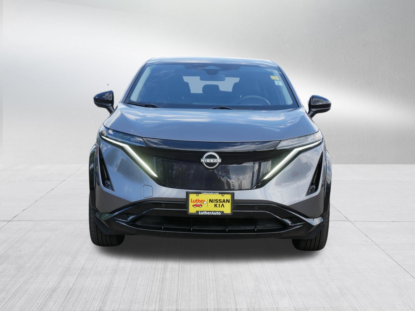 Certified 2023 Nissan Ariya AWD image 2