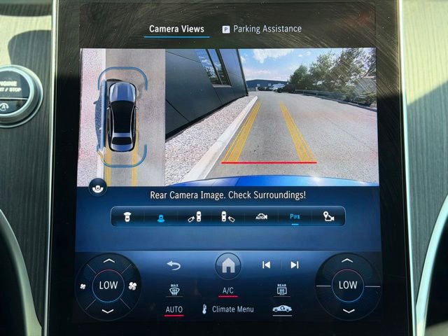 Used 2022 Mercedes-Benz C 300 4MATIC Sedan image 39