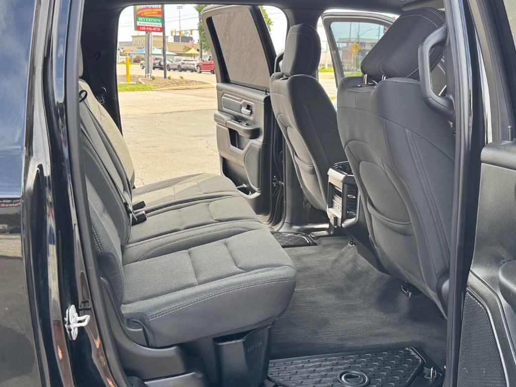 Used 2019 RAM 1500 Big Horn AWD/4WD image 16