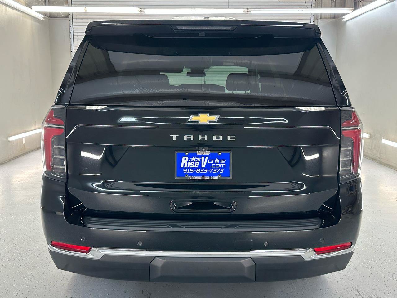 Used 2025 Chevrolet Tahoe LS w/ LPO, Chrome Package AWD/4WD image 7