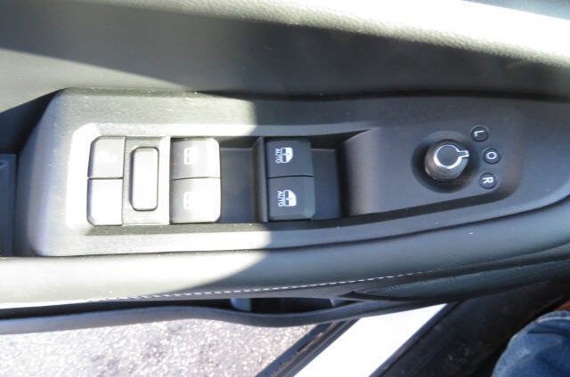 New 2026 Jeep Grand Cherokee Altitude AWD/4WD image 18