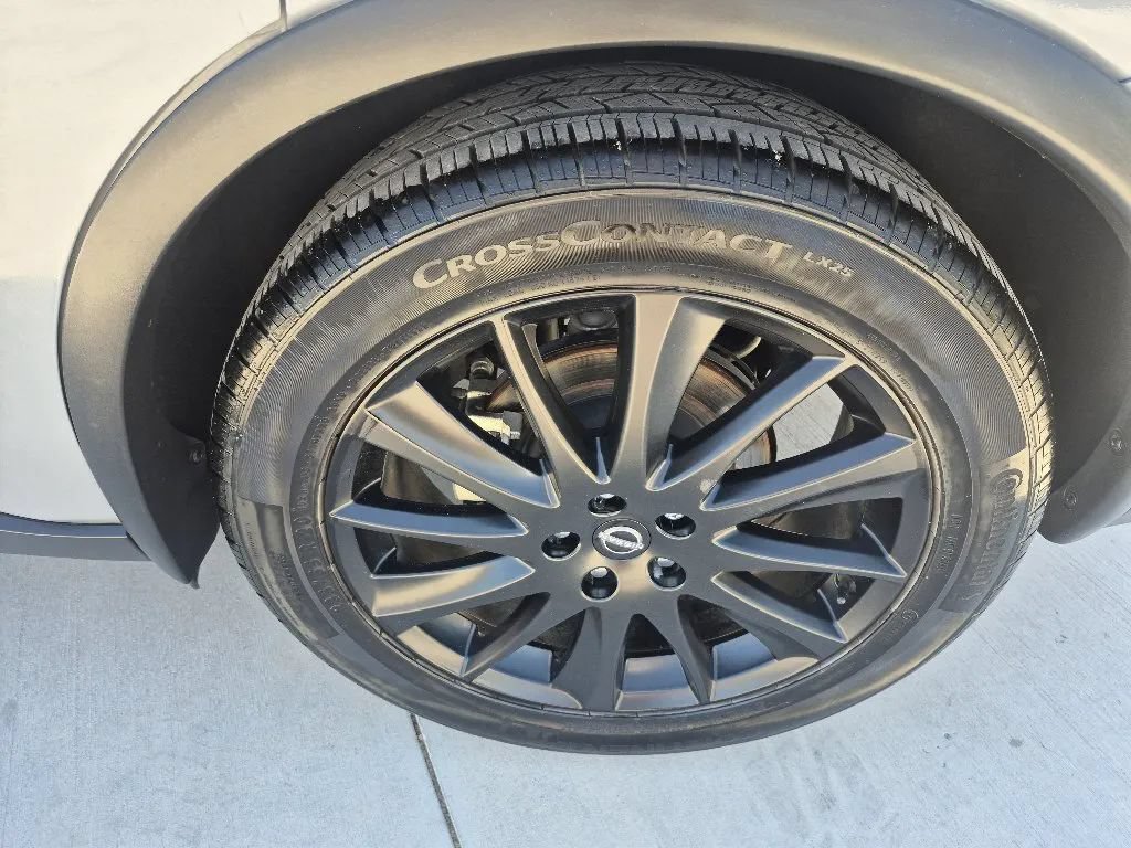 Used 2023 Nissan Murano SL w/ Cargo Package FWD image 9