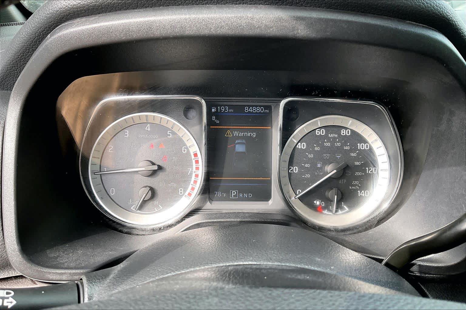 Used 2019 Nissan Titan SV w/ SV Convenience Package RWD image 22