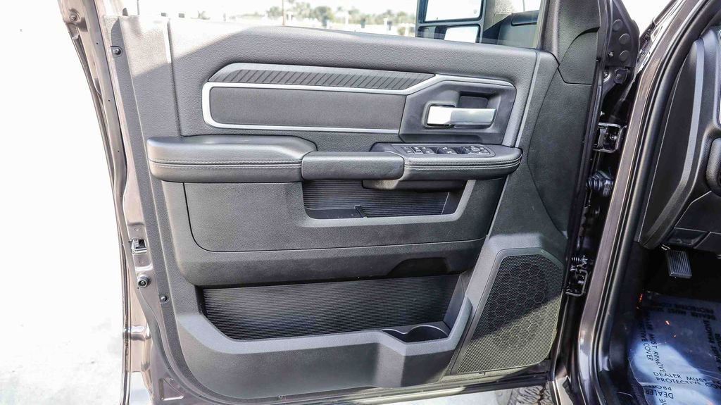 Used 2025 RAM 2500 Big Horn image 24