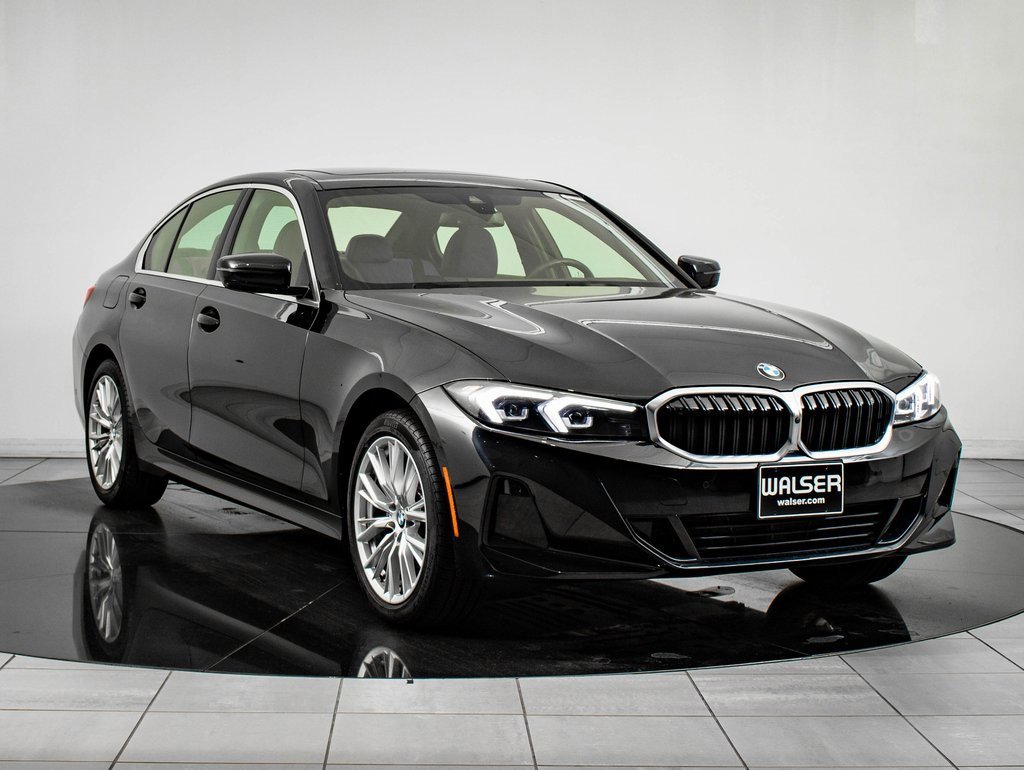 Used 2024 BMW 330i xDrive Sedan w/ Premium Package image 5