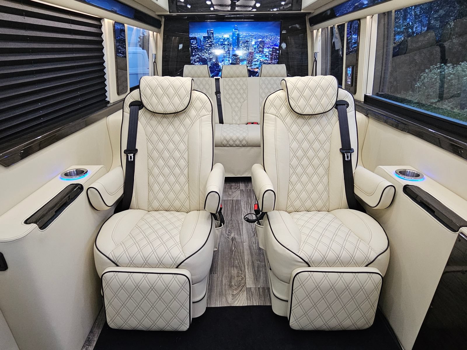 New 2024 Mercedes-Benz Sprinter 3500 image 40