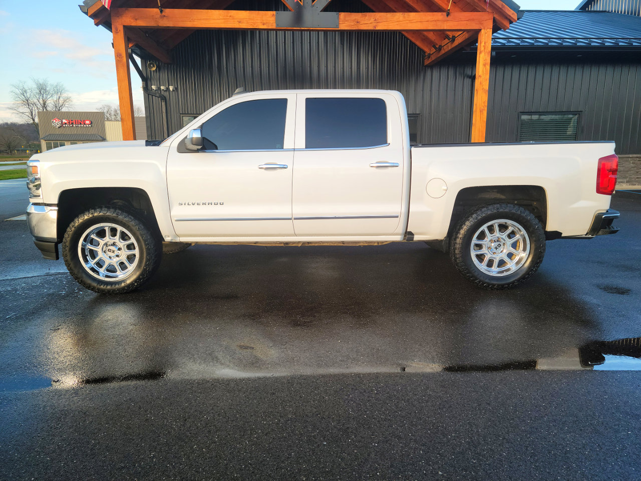 Used 2016 Chevrolet Silverado 1500 LTZ w/ LTZ Plus Package image 26