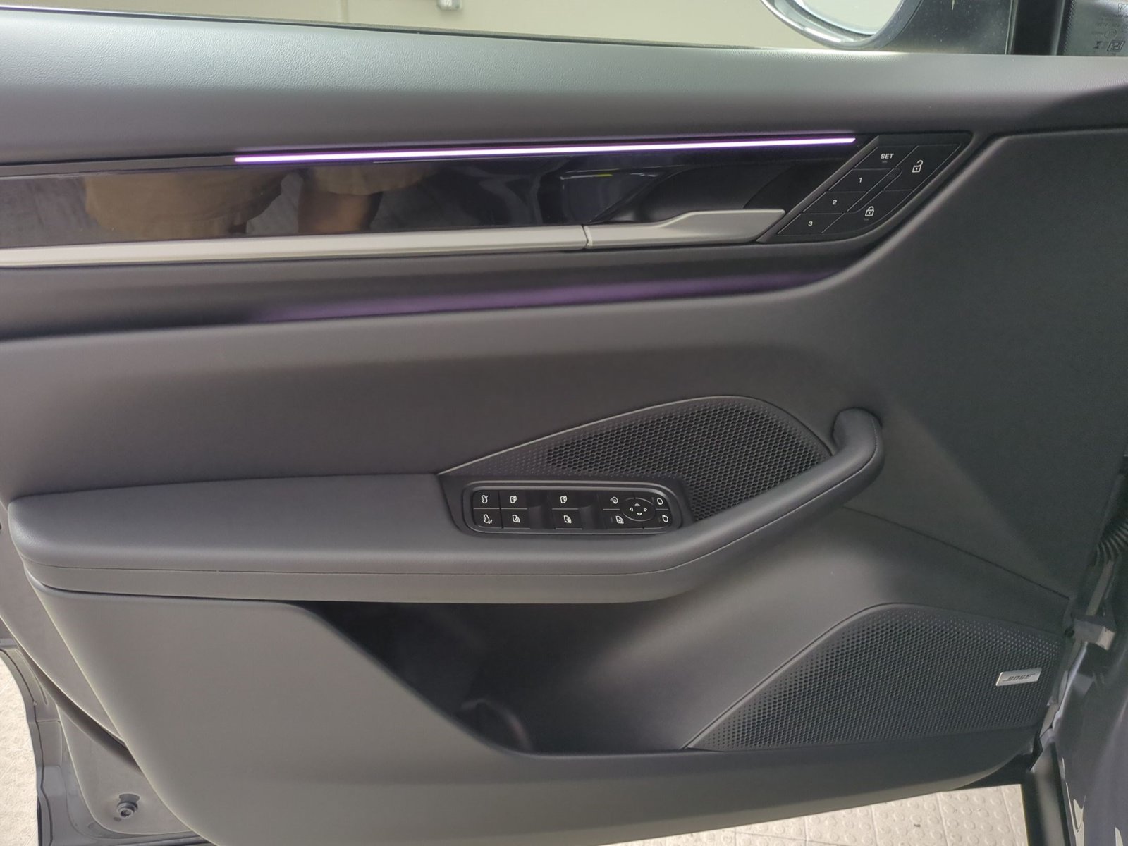 New 2026 Porsche Macan Electric RWD image 14