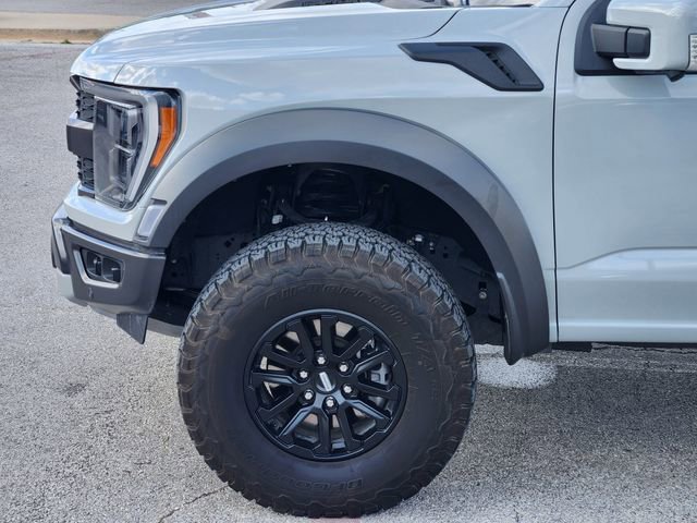 Used 2023 Ford F150 Raptor w/ Raptor Carbon Fiber Package image 5