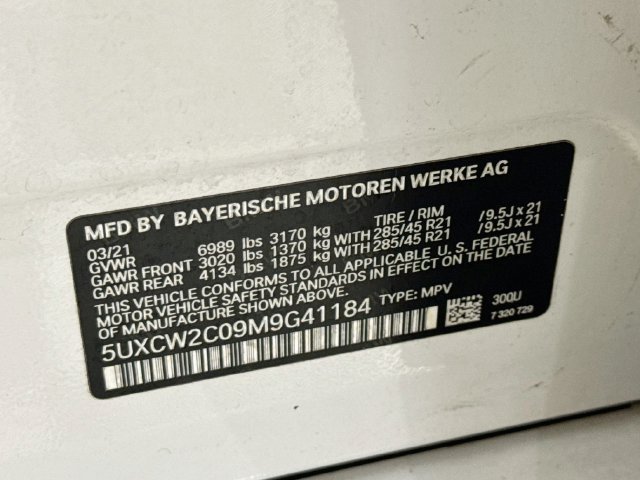 Used 2021 BMW X7 xDrive40i w/ Premium Package AWD/4WD image 39