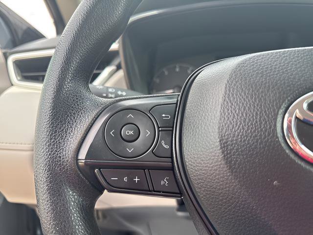 Used 2024 Toyota Corolla Cross L image 22