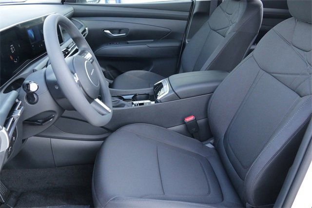 Used 2026 Hyundai Tucson SE image 9