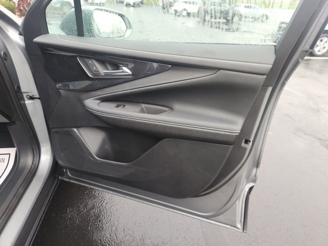 New 2025 Chevrolet Blazer EV LT image 8