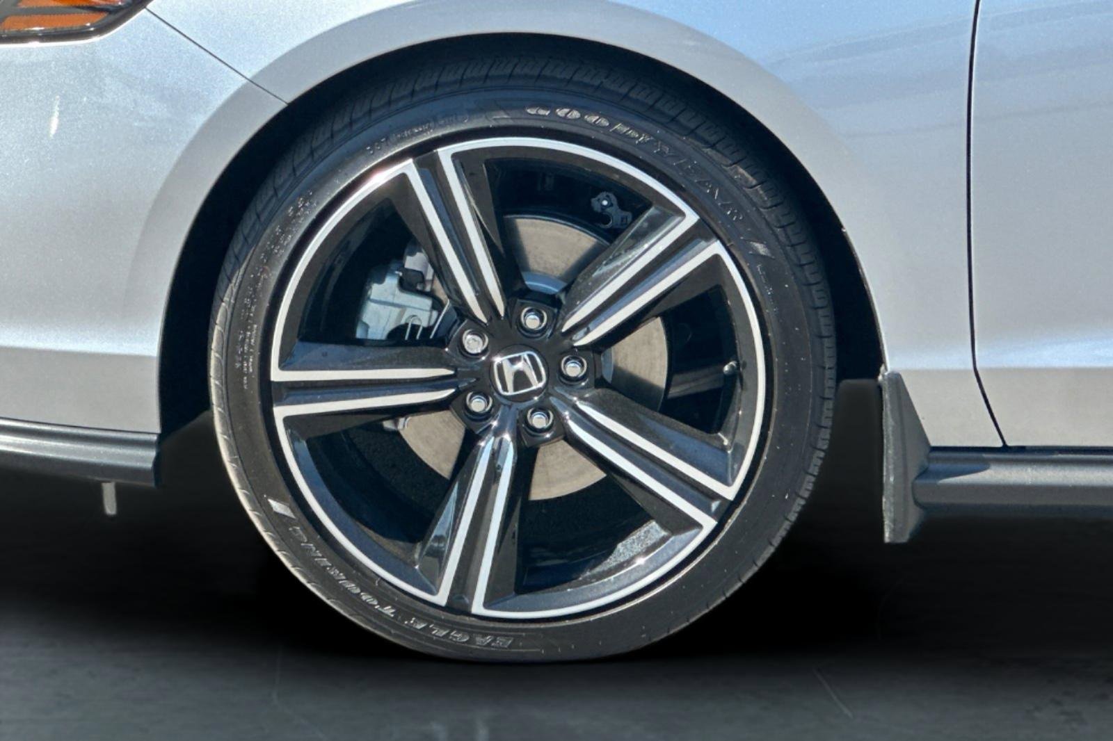Certified 2025 Honda Accord Sport image 25