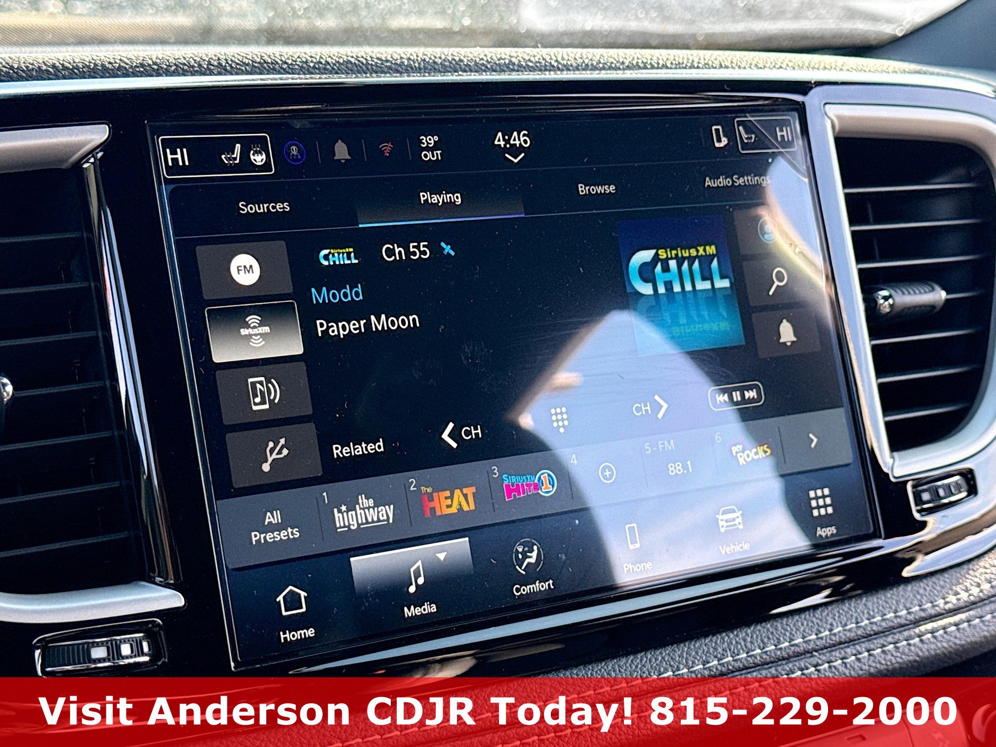 New 2026 Chrysler Pacifica Select AWD/4WD image 11