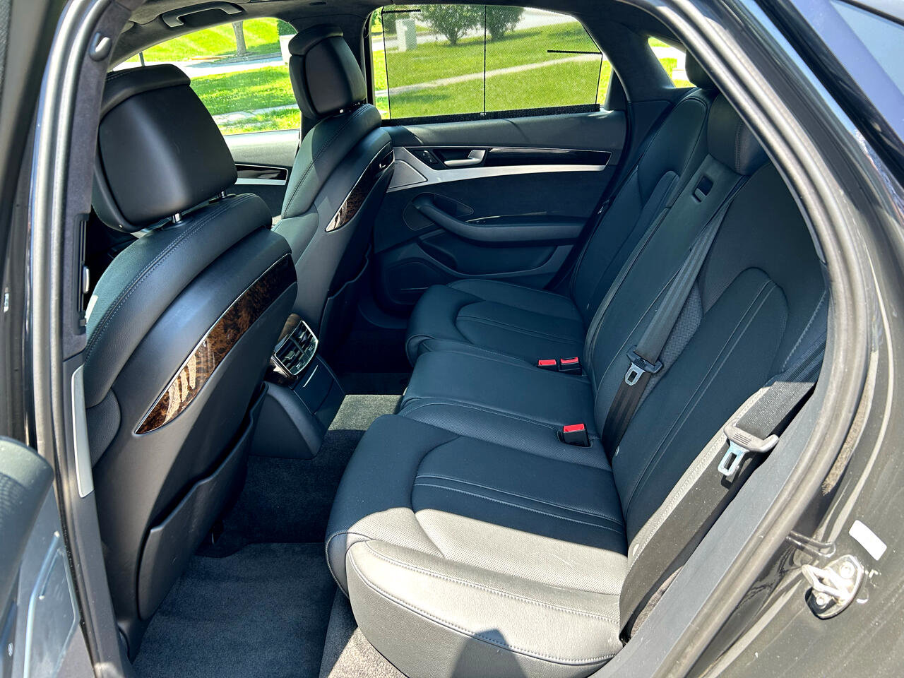 Used 2011 Audi A8 4.2 image 13