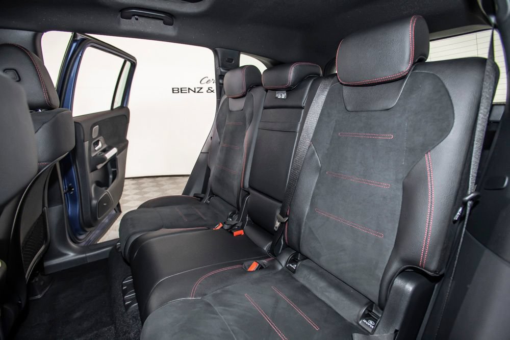 Used 2025 Mercedes-Benz GLB 35 AMG 4MATIC image 14