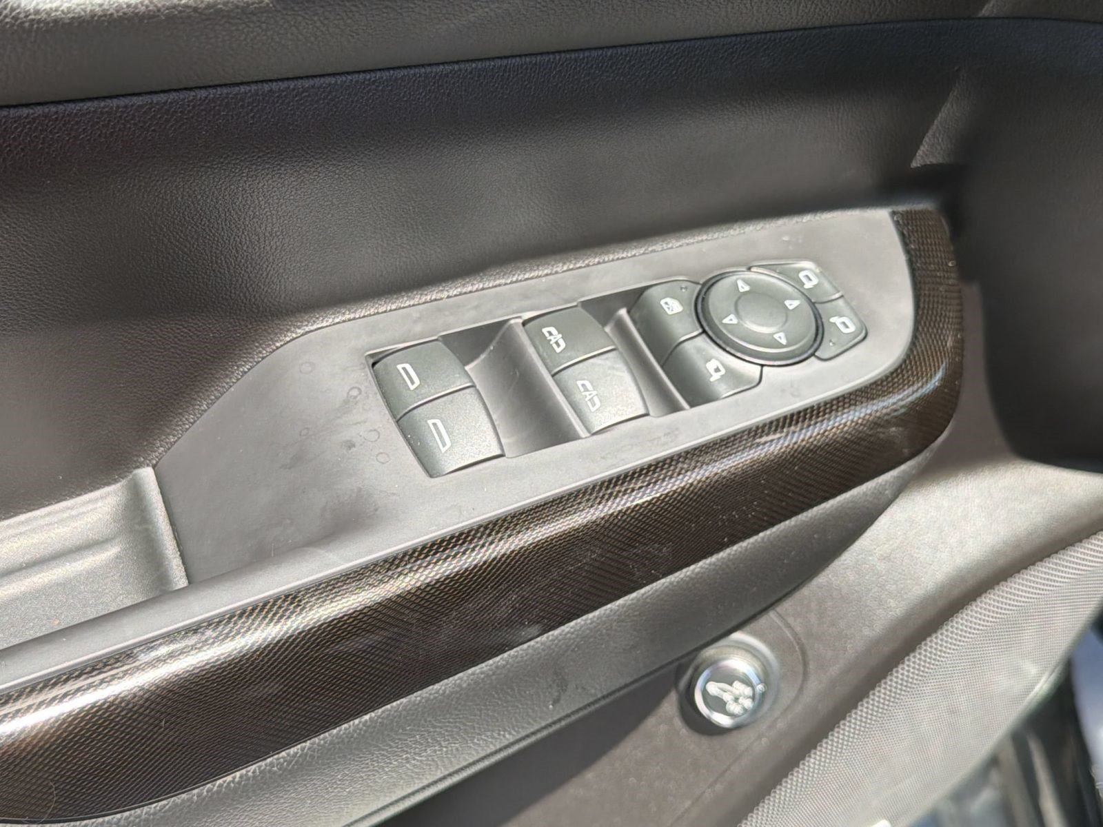 Used 2022 GMC Acadia AT4 w/ Technology Package AWD/4WD image 15