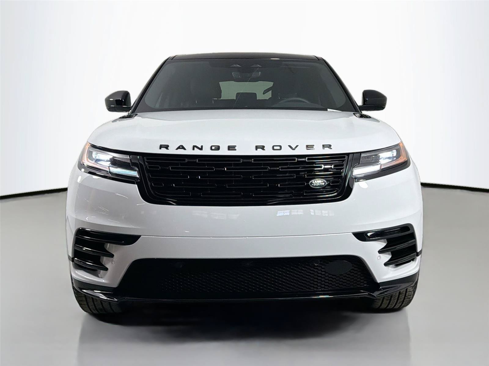 New 2026 Land Rover Range Rover Velar Dynamic SE AWD/4WD image 2