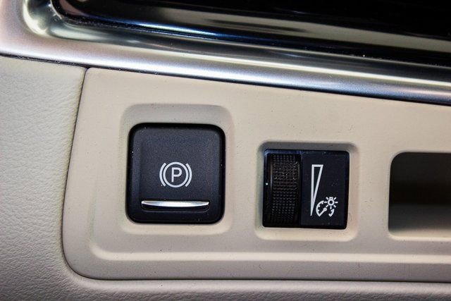 Used 2022 Cadillac XT6 Premium Luxury image 38