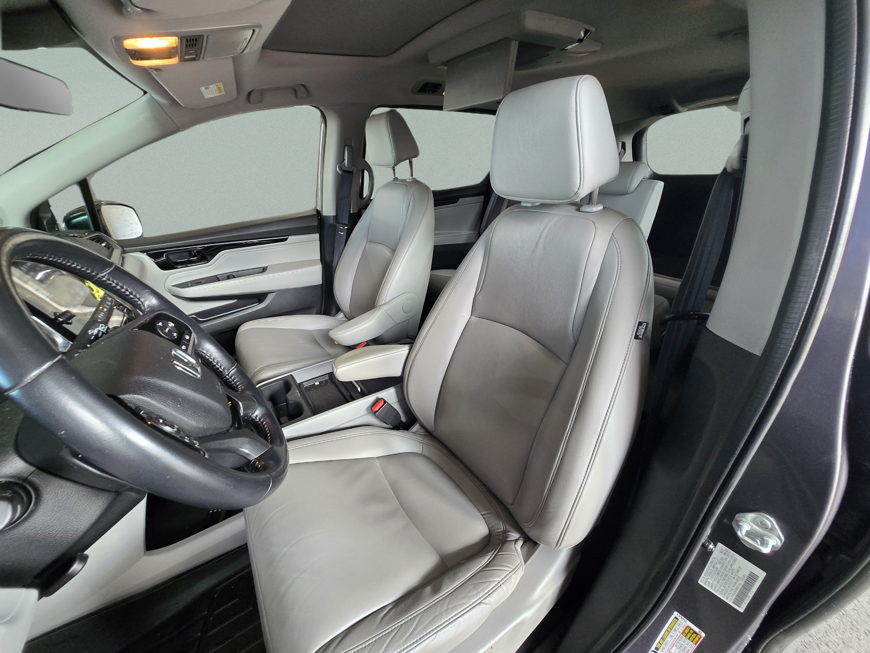 Used 2022 Honda Odyssey Touring image 16