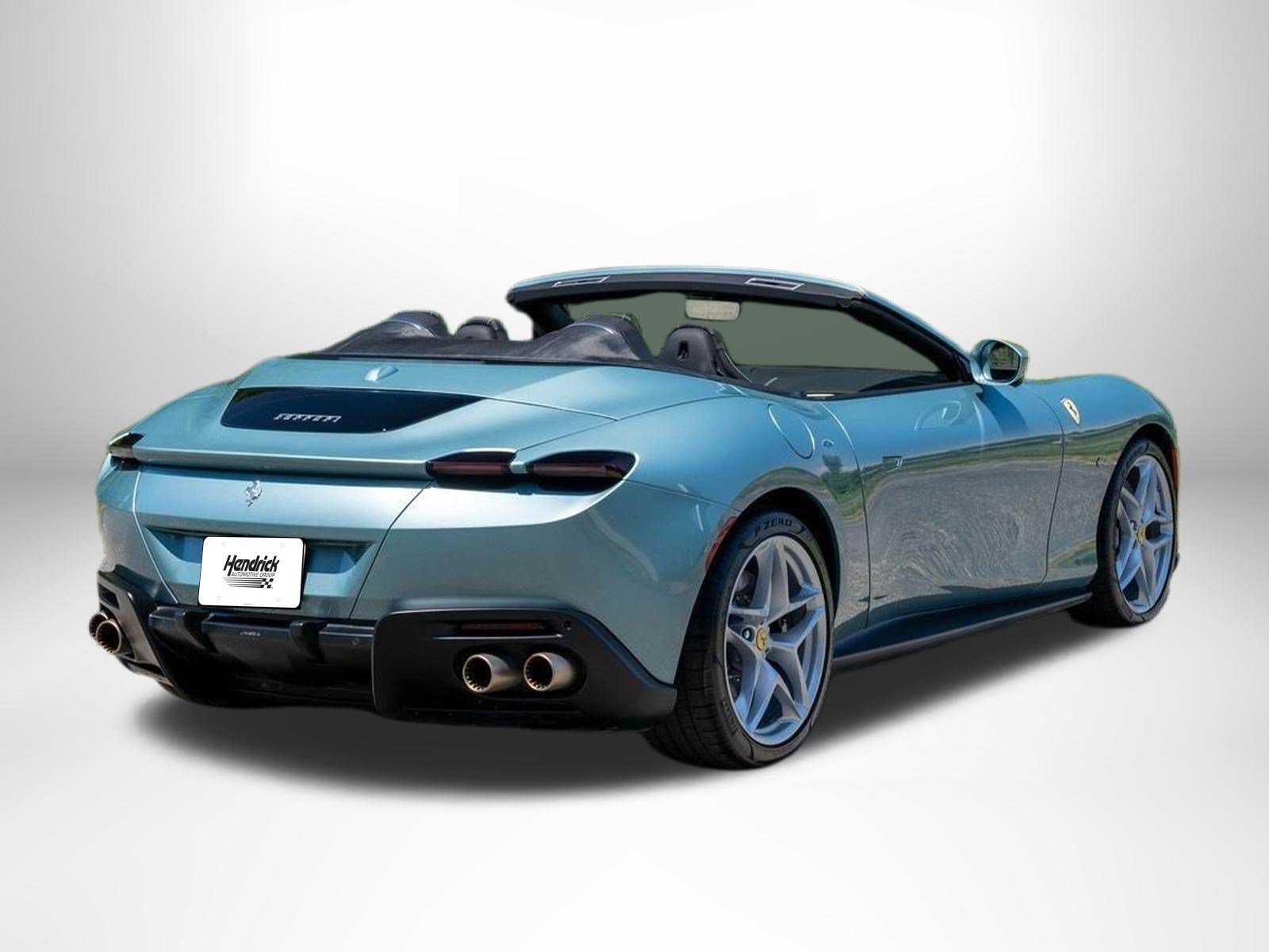 Used 2024 Ferrari Roma Spider RWD image 9