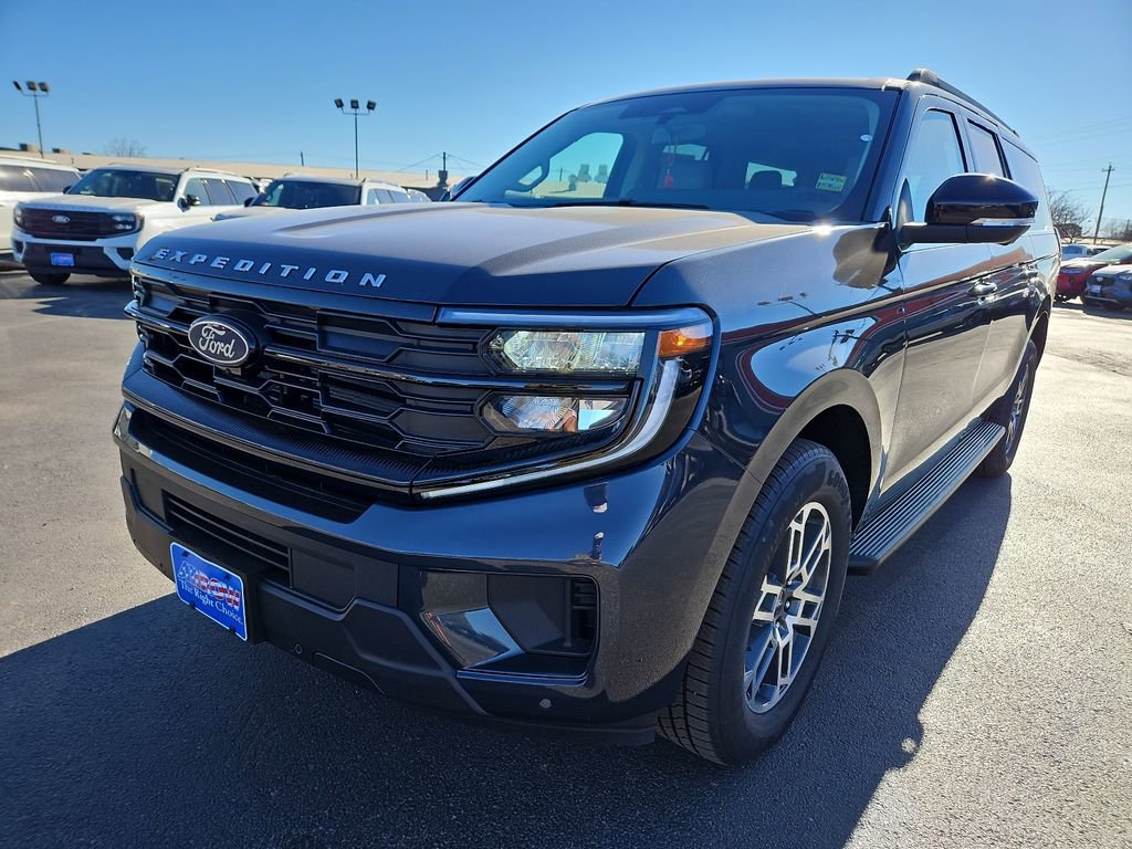 New 2025 Ford Expedition Max Active image 4