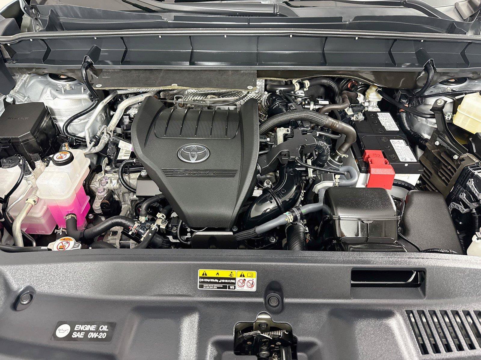Certified 2025 Toyota Highlander XLE FWD image 48