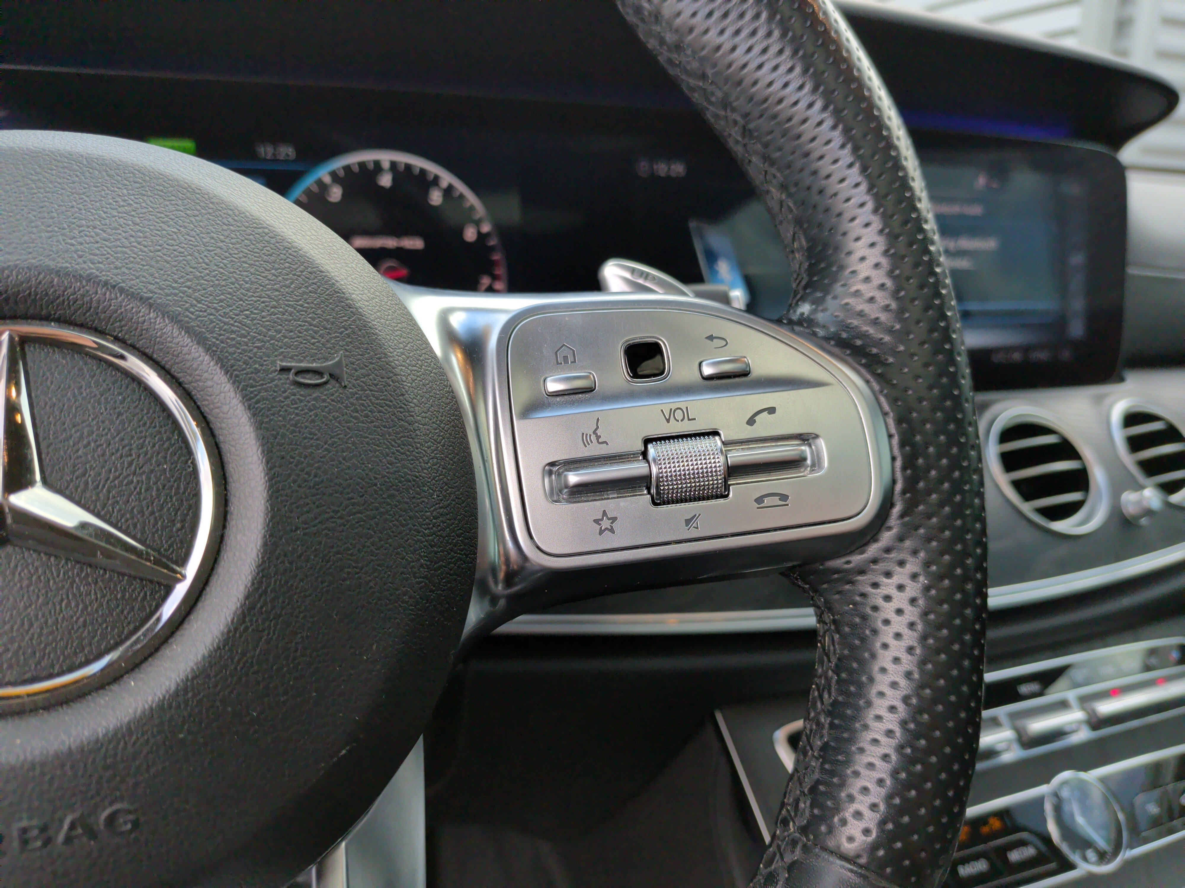Used 2019 Mercedes-Benz E 53 AMG 4MATIC Sedan image 19